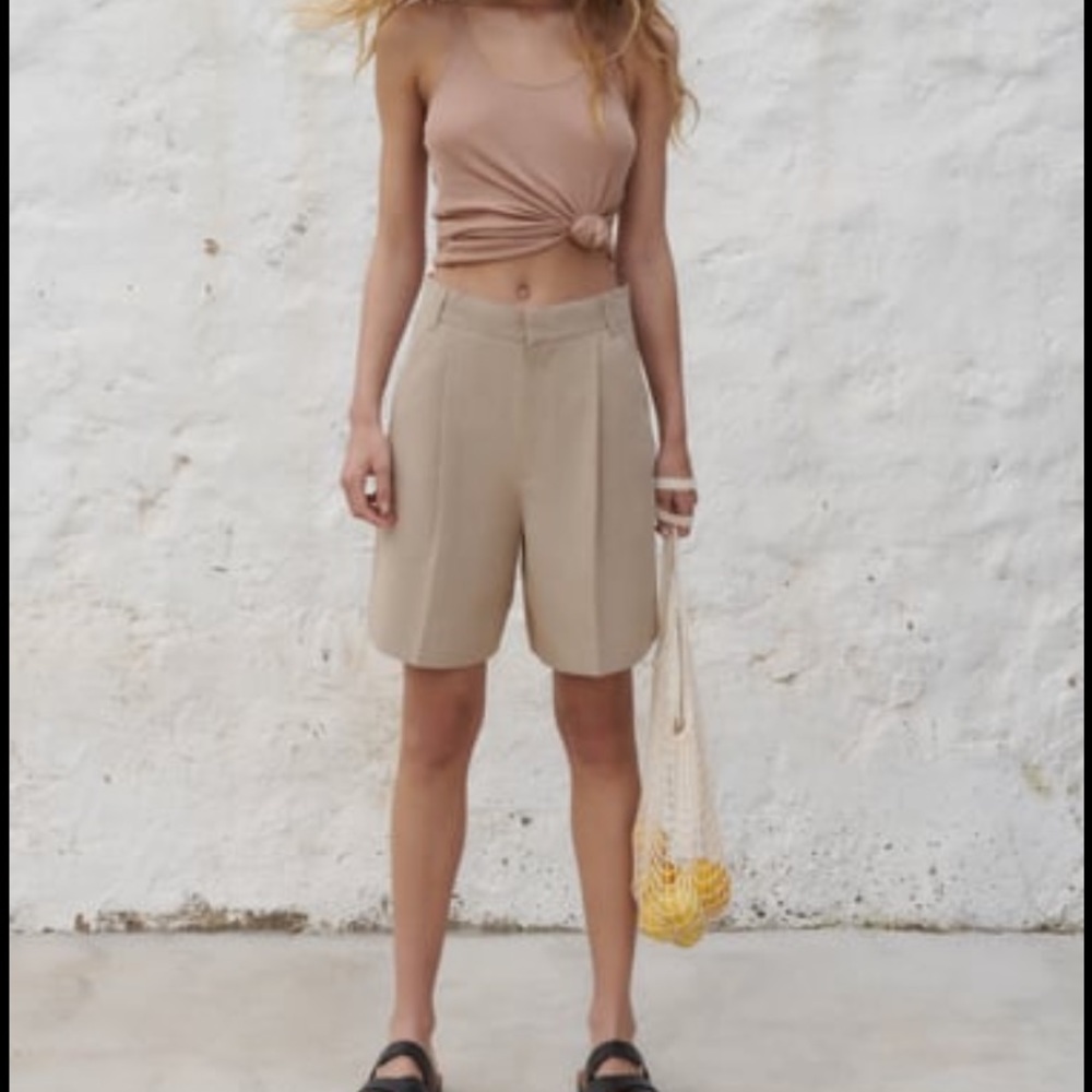 Zara Beige High-Waist Bermuda Large Shorts